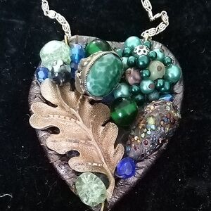 Green Beaded Heart Pendant Necklace with Leaf Accent